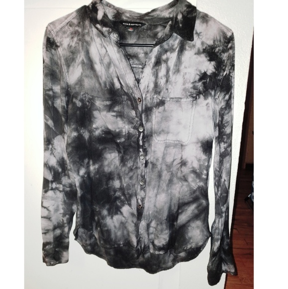 Rock & Republic Tie-Dye Button Down Long Sleeve - Picture 1 of 5